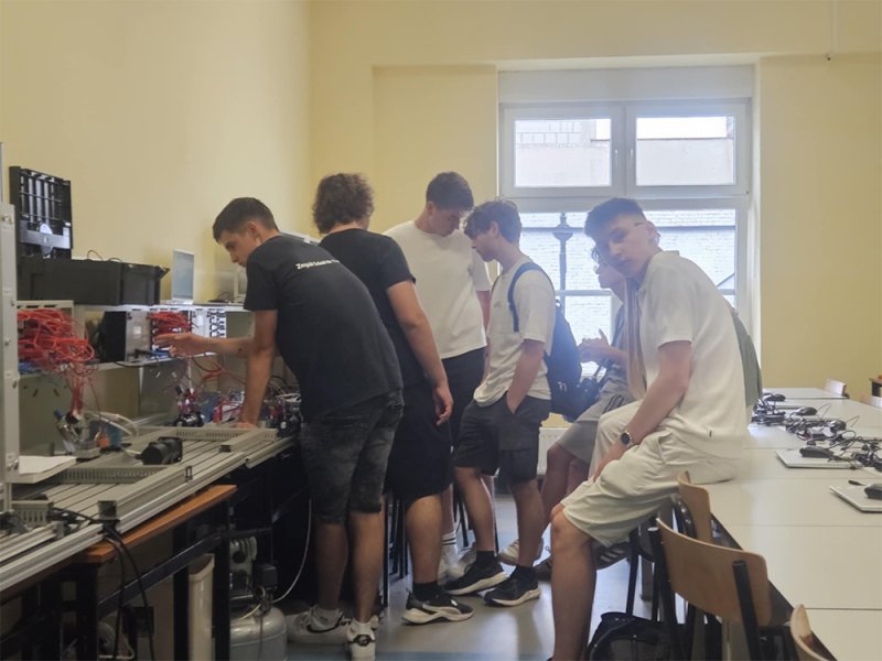 robostem_2024_25__strona_15